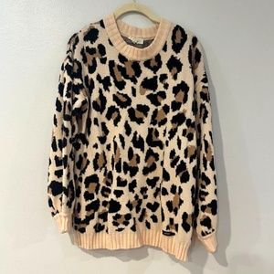 Leopard crewneck oversized sweater